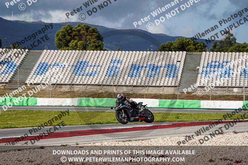 motorbikes;no limits;peter wileman photography;portimao;portugal;trackday digital images